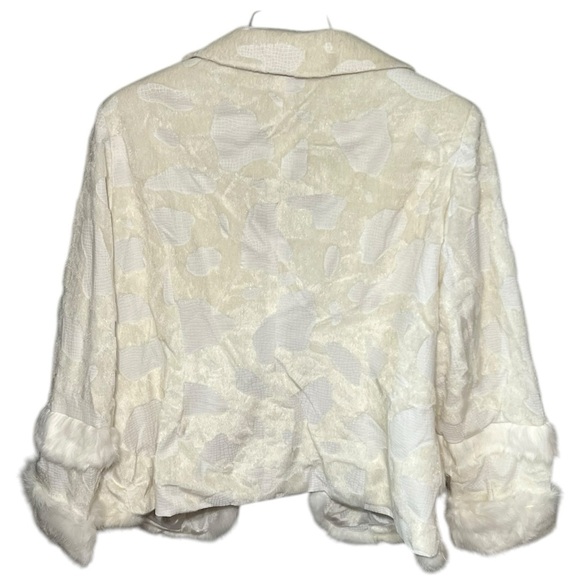 ASHRO White Rabbit Fur Coat w/Rhinestone Button Accents Plus-Size 18 - Picture 3 of 9